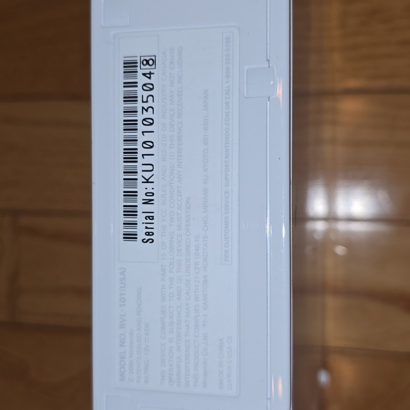 Nintendo Wii + 3 Wii Games Wii Sport Resorts, Just Dance 2014 & 2015. NO REMOTES - Picture 5 of 16